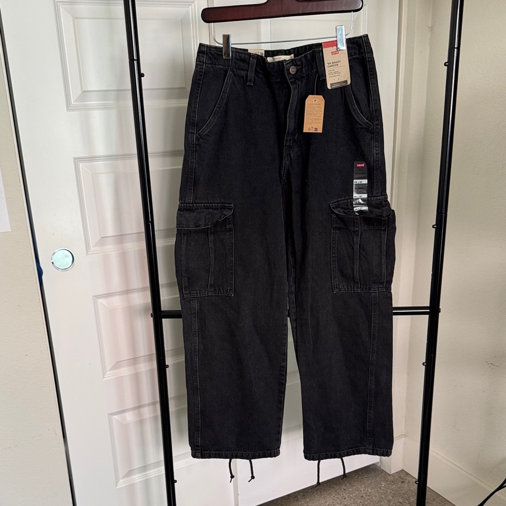 Levi’s ‘94 baggy cargo jeans
